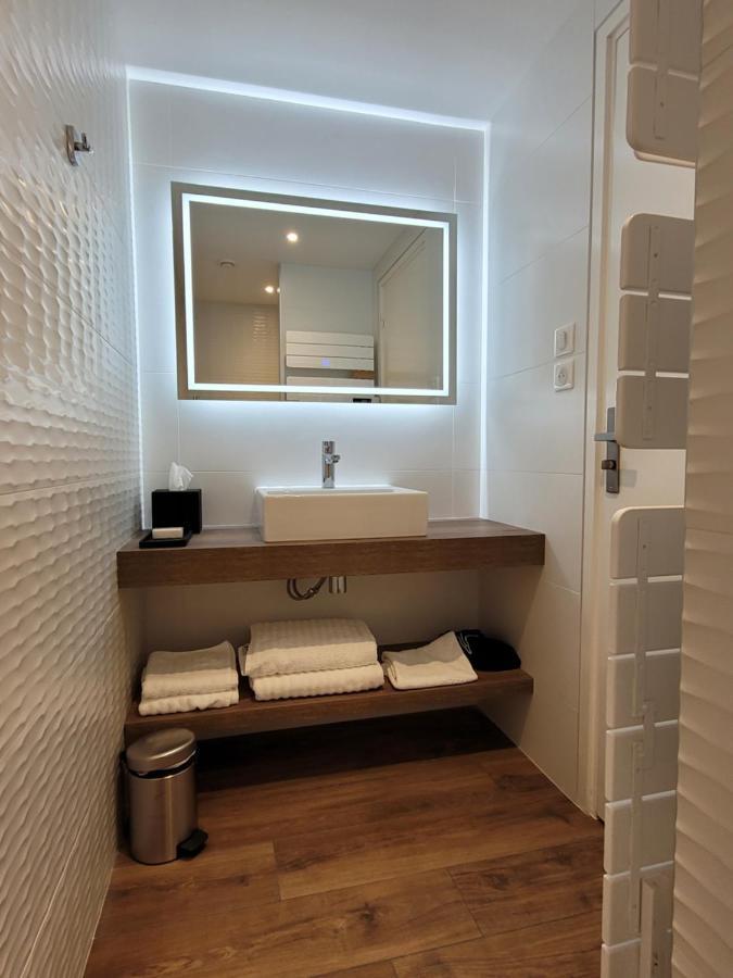 Lodges En Pierres Dorees Saint-Germain-Nuelles Buitenkant foto