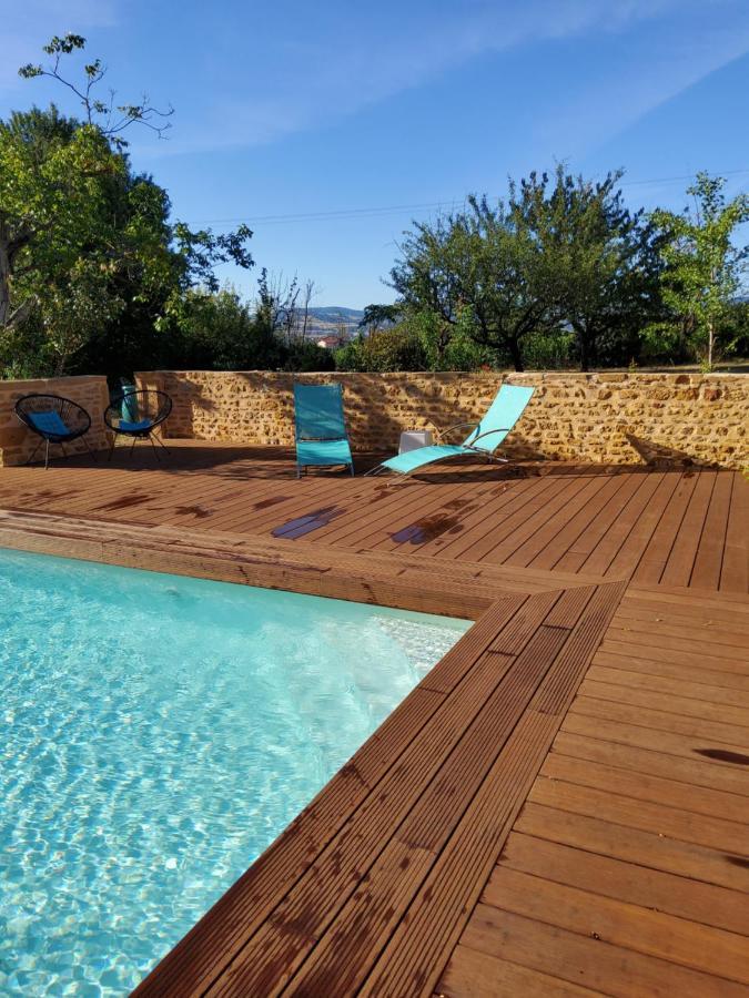 Lodges En Pierres Dorees Saint-Germain-Nuelles Buitenkant foto